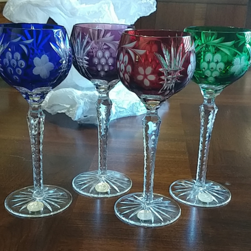 Crystal Clear Color Wine Glass Set